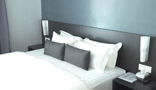 Standard King Room