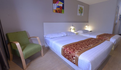 Habitación triple Deluxe