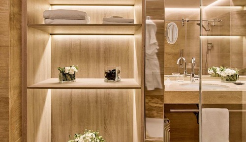 Suite junior, 1 cama de matrimonio grande con sofá cama, vistas a la ciudad