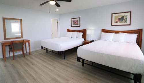 Habitación clásica (2nd Floor Motel Room * No Elevator)