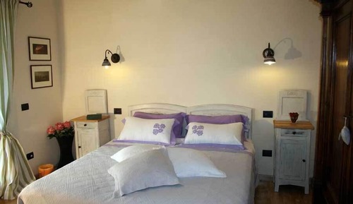 Habitación con 1 cama doble o 2 individuales, vistas al jardín