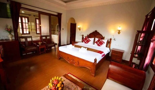 Habitación Deluxe, 1 cama de matrimonio grande, no fumadores, vistas a la montaña