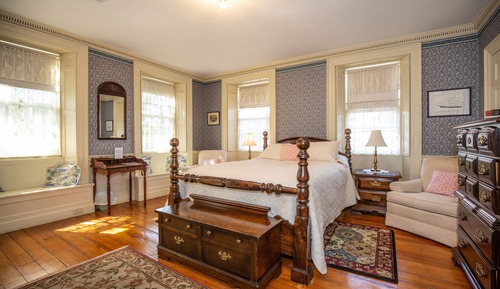 Melissa Room (2nd Floor)