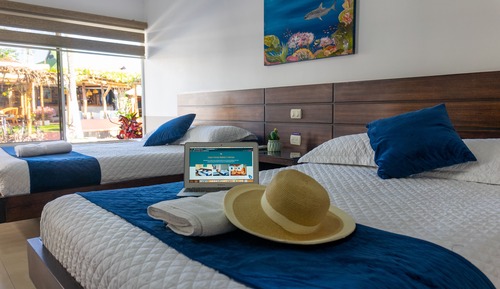 Habitación estándar doble, 2 camas dobles