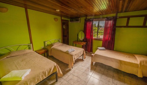 Habitación triple estándar