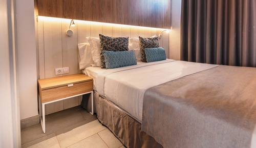 Suite, 1 habitación, vistas parciales al mar
