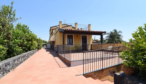 Habitación cuádruple Deluxe, accesible en silla de ruedas (Cedro)