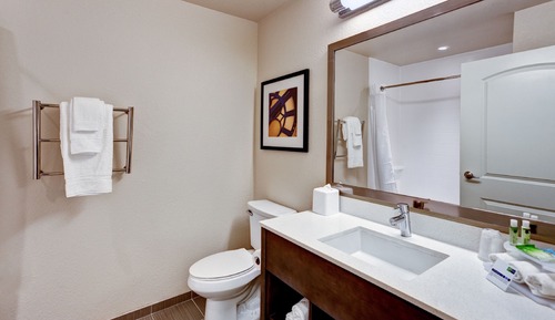 Habitación estándar, 2 camas de matrimonio, accesible para personas con discapacidad (Mobility)