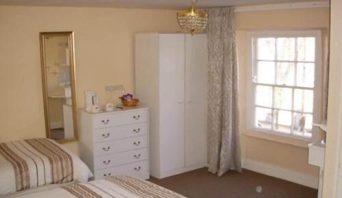 Habitación doble, baño privado