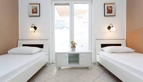 Apartamento estándar, 2 habitaciones, terraza, vistas a la piscina (Gallery)