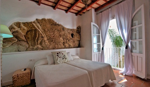 Habitación con 2 camas individuales, terraza (With extra bed)
