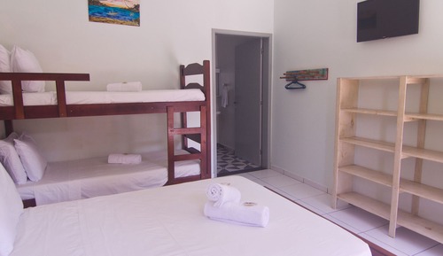 Habitación cuádruple estándar, accesible para personas con discapacidad