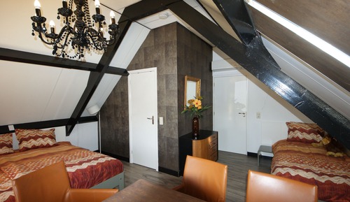 Habitación familiar, varias camas (C)