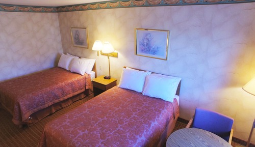 Habitación estándar doble, 2 camas dobles, fumadores