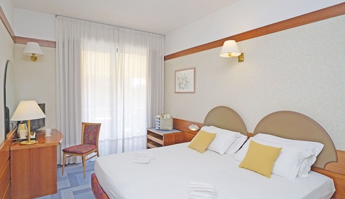 Habitación Confort doble, 1 cama doble o 2 individuales