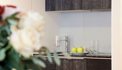 Habitación triple Deluxe, 1 cama de matrimonio grande con sofá cama, cocina básica