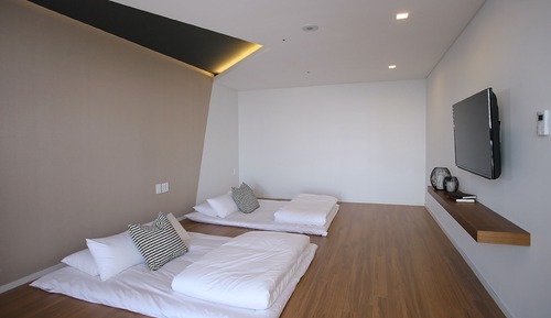 Family (Ondol) - Additional fee for extra person, extra bed