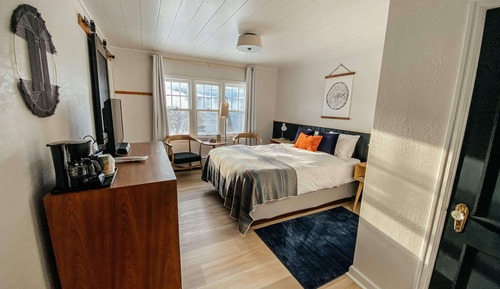 Habitación, baño privado (Room 212)