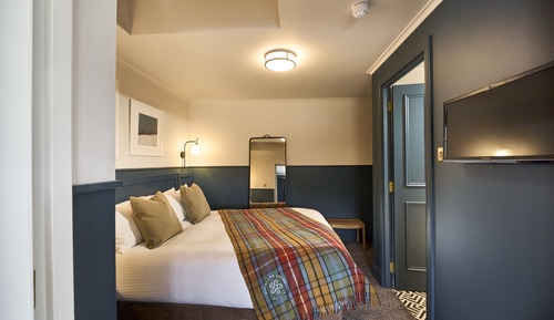 Suite superior, 1 cama de matrimonio grande, vistas al jardín
