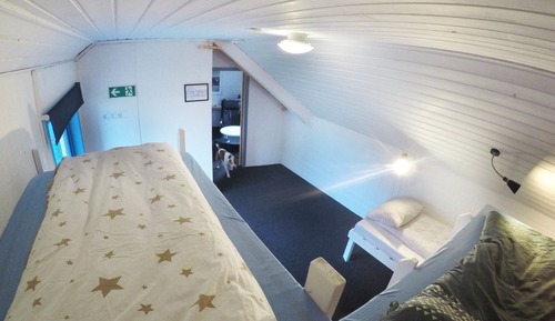Dormitorio compartido básico, 1 habitación