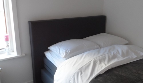 Apartamento, 2 habitaciones, balcón