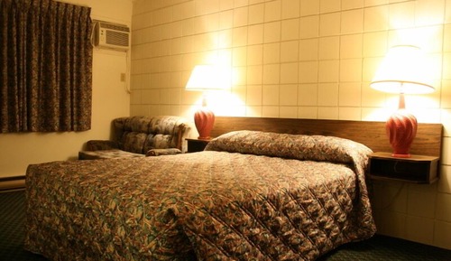 Habitación, 1 cama de matrimonio, frigorífico y microondas, vistas a la montaña