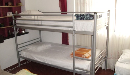 Dormitorio compartido (6 people)