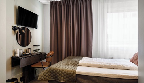 Single Room Plus
