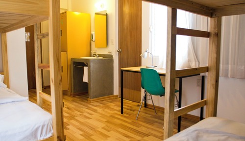 Dormitorio compartido económico, dormitorio mixto