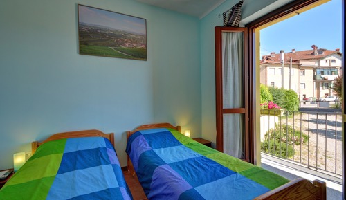 Habitación con 2 camas individuales