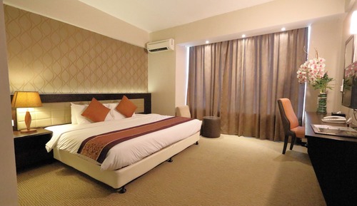 Habitación Deluxe, 1 cama de matrimonio grande (Deluxe Super King)