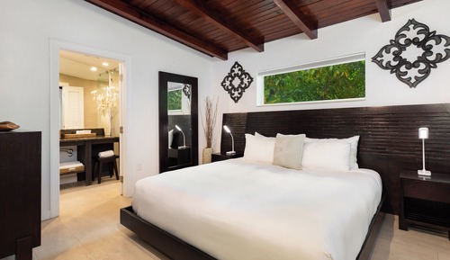 Bungalow Confort, varias camas, no fumadores, vistas al jardín