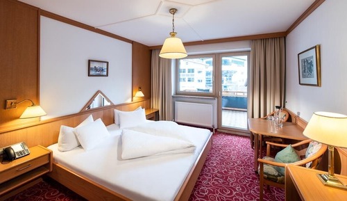 Habitación estándar doble, balcón