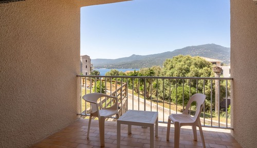 Habitación doble, vistas al jardín