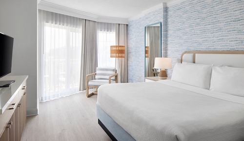 Suite estudio, 1 cama de matrimonio grande con sofá cama (Mobility Accessible, Roll-In Shower)