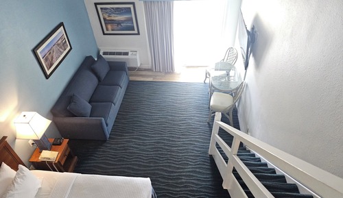 Loft, varias camas, vistas al mar