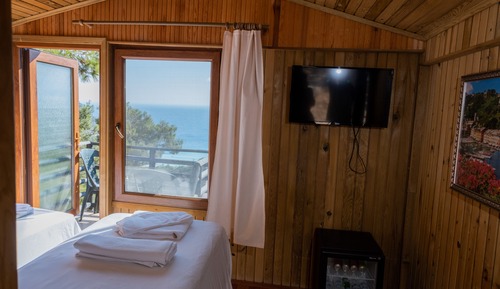 Bungalow, 3 habitaciones, vistas parciales al mar