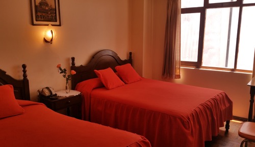 Habitación estándar con 2 camas individuales