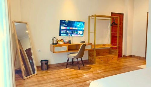 Habitación doble superior, 1 cama de matrimonio grande, no fumadores, vistas a la piscina