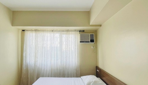 Estudio básico, 1 cama de matrimonio con sofá cama, no fumadores, cocina básica
