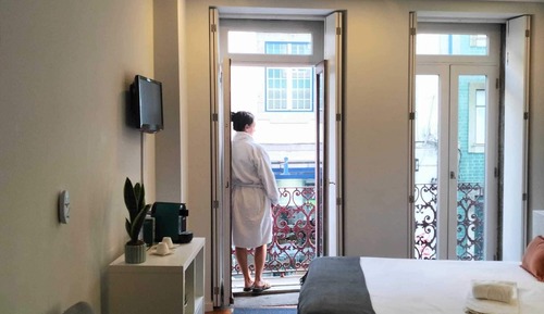 Estudio Confort, cocina básica, vistas a la ciudad