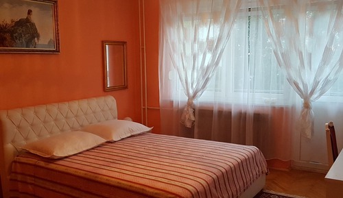 Apartamento (One Bedroom Apartment with Garden)