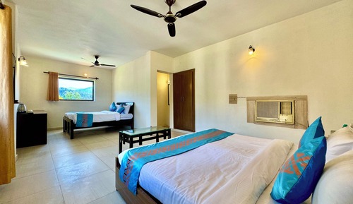 Super Deluxe Room - With Balcony