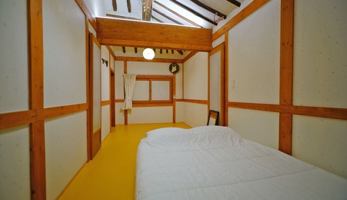 Sky (Premium Room)