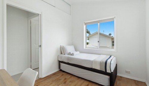 Apartamento, 3 habitaciones, balcón, vistas al río