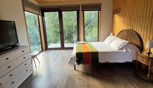 Habitación clásica con 1 cama doble o 2 individuales, balcón, vistas a la montaña