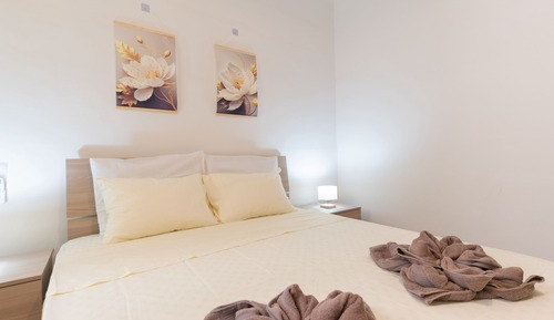 Apartamento Confort, 3 habitaciones, cocina, vistas a la ciudad