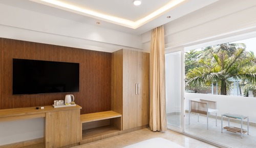 Habitación Deluxe doble, vistas a la piscina