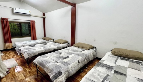 Habitación cuádruple estándar