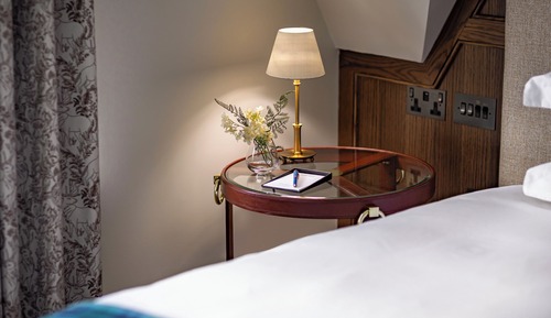 Habitación Signature doble, 1 cama de matrimonio grande, accesible en silla de ruedas